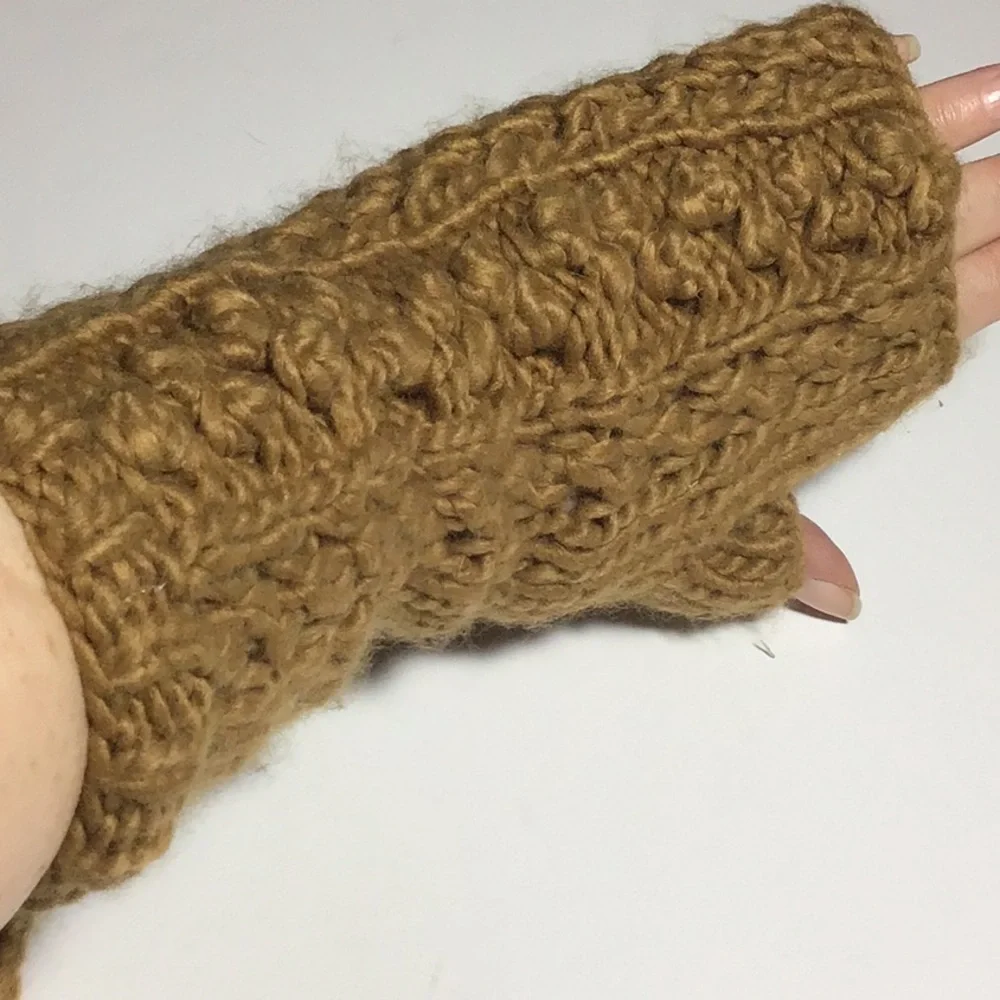 NWT Ecote Fingerless Gloves Dark Gold